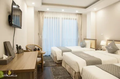 Triple Room with Balcony — The Pilgrim Hotel